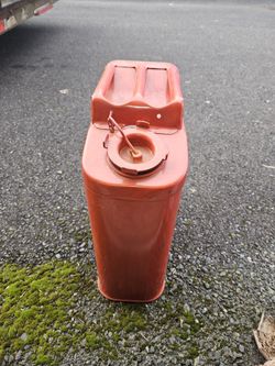 SteelGas Can. (5 gal)