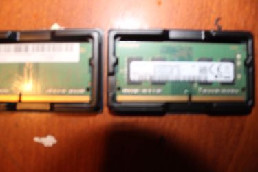 Laptop memory ram (2) 4gb