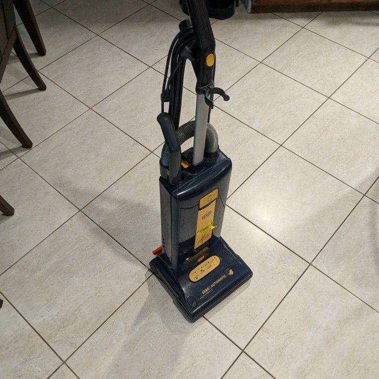 SEBO X4 Vacuum. Anti Allergy. Hospital Grade. Made In Germany for Sale