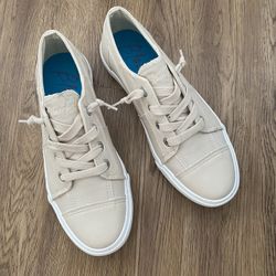 BLOW FISH MALIBU CASUAL SLIP ON Cream Leather Top Blowfish women’s size 9