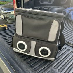Carry On Cooler With Speakers In New Condition