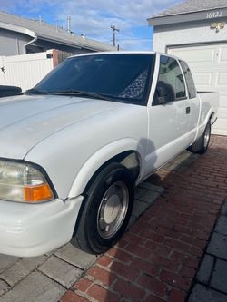 GMC Sonoma Extended Cab Pickup Truck