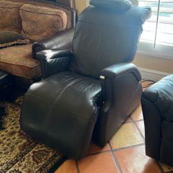 Human Touch Massage Chair Brown Leather 