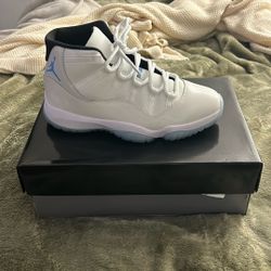 Retro 11 Men’s Jordan White Baby Blue 10 1/2 $200