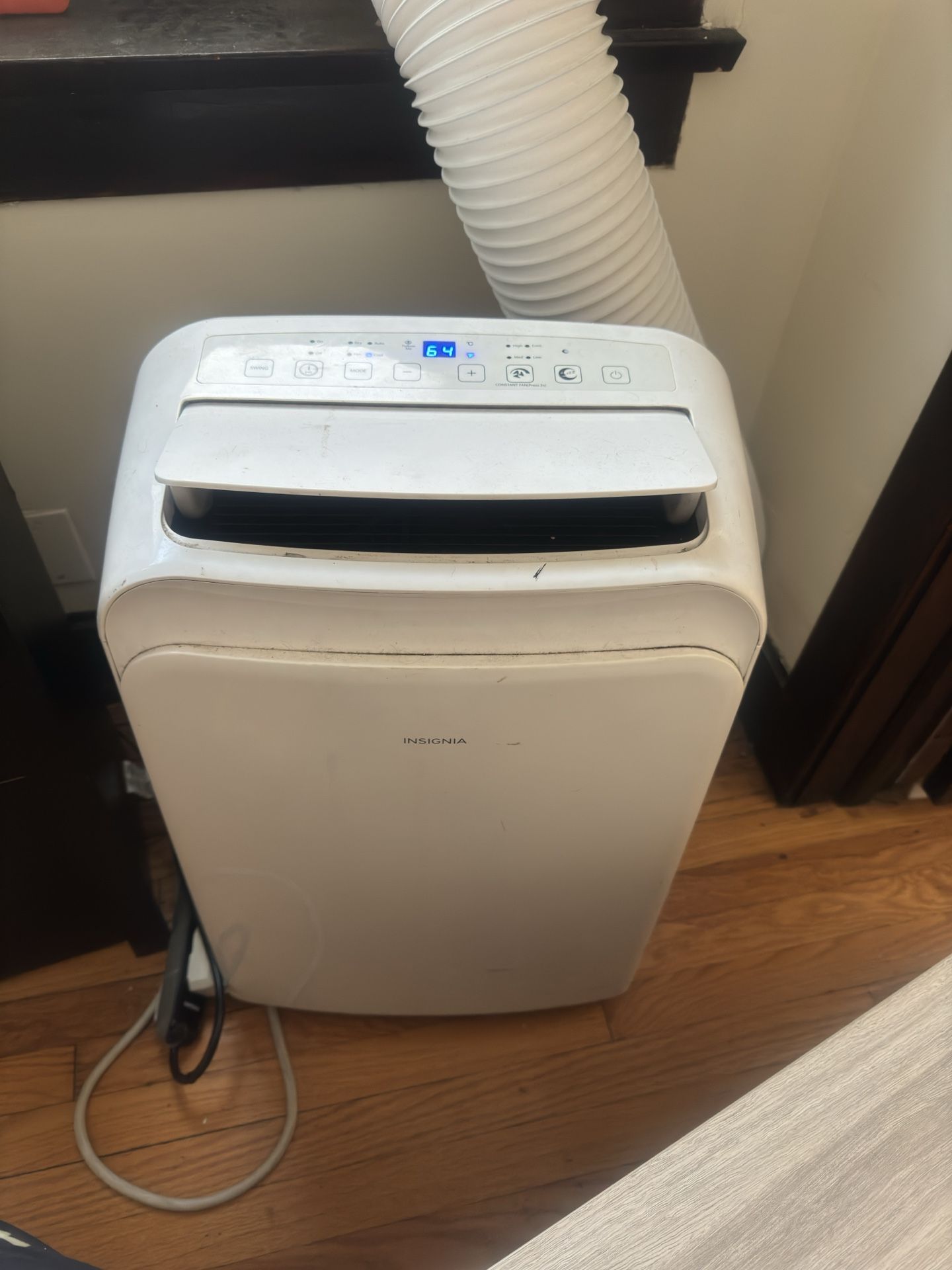 PRICE DROP! Move Out Day Sale! Insignia Portable Air Conditioner 10,000 BTU