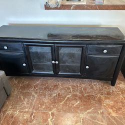 TV Stand, free item