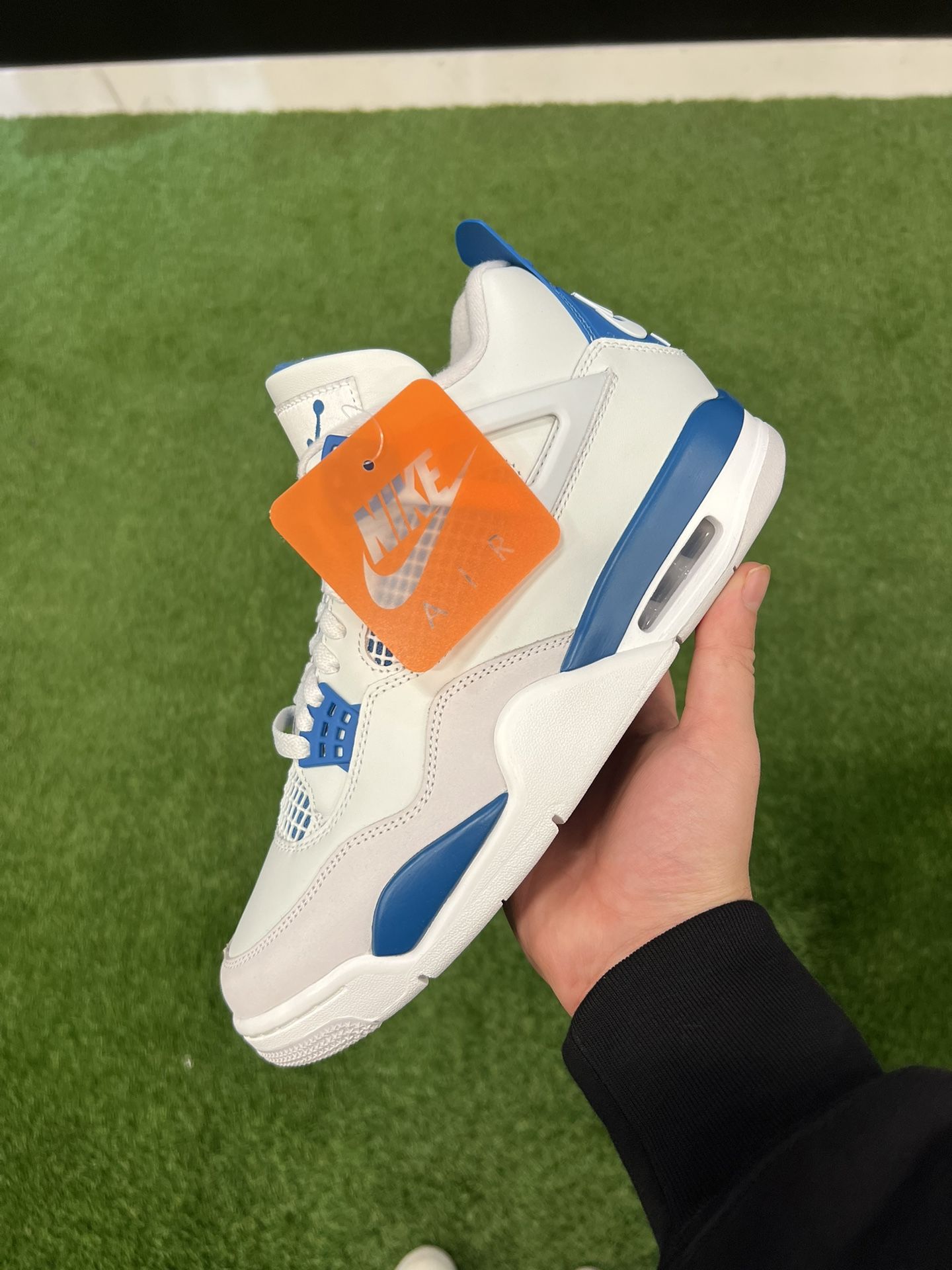 Jordan 4 Military Blue 2024 Size 9
