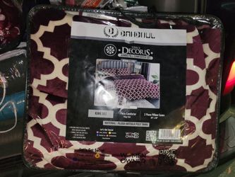 Warm Blanket/ Cobija De Borrego 