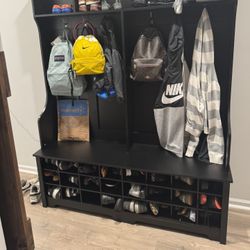 24 Shoe Holder- With Hooks