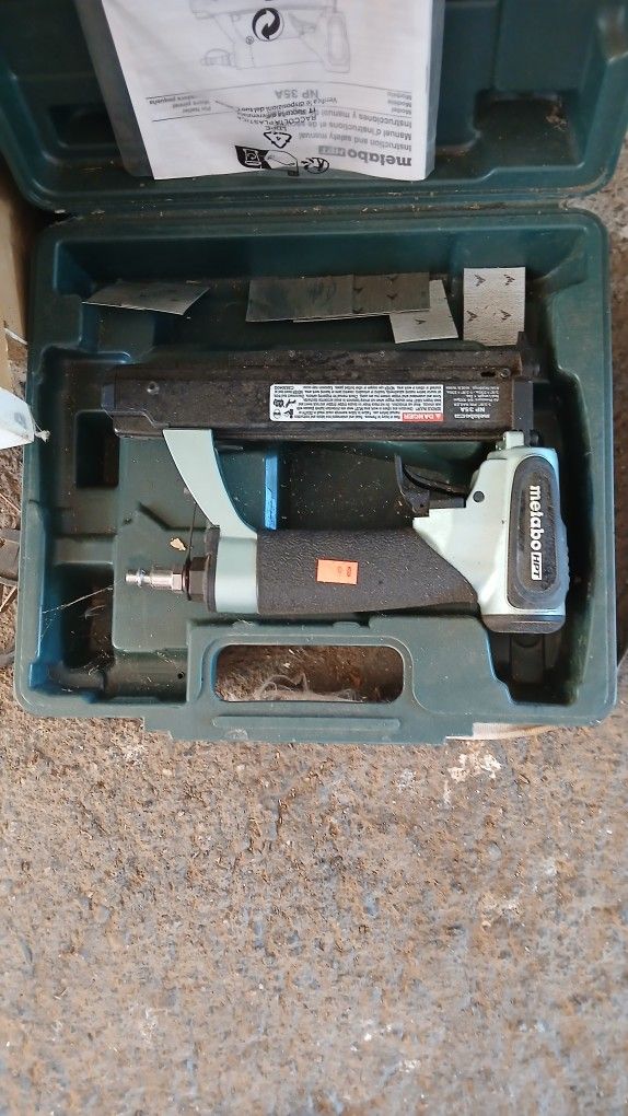 Pin Nailer