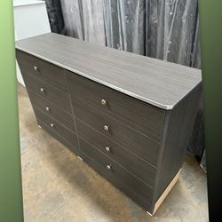 8 Drawer Dresser