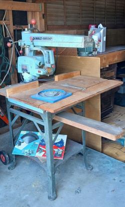 Vintage 1959 DeWALT 925 Power Shop Radial Arm Saw