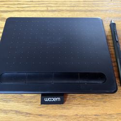Wacom Intuos small black pen and tablet for digital art