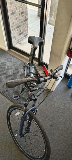 Schwinn Trailway hybrid bicycle 700cc
