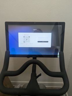 Peloton Bike $200