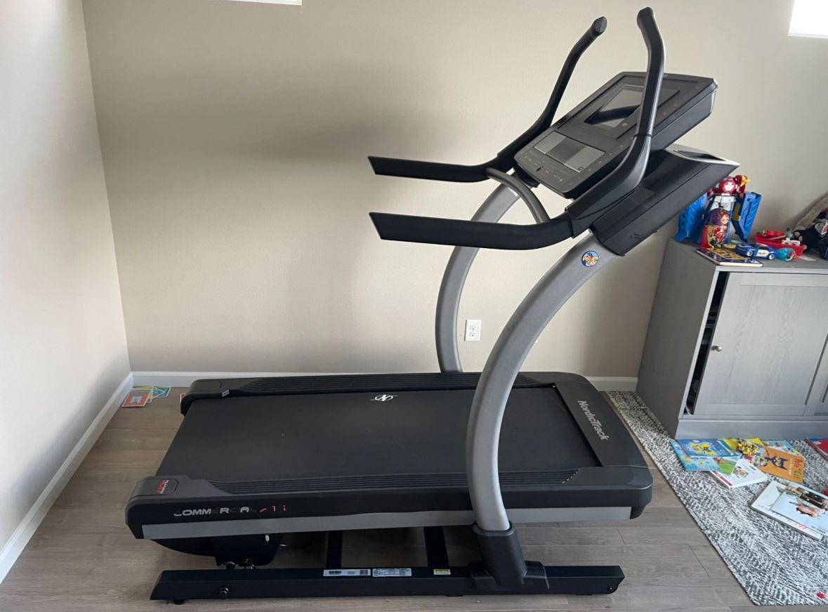 Nordictrack Treadmill X11i