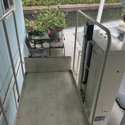 Wheelchair Lift