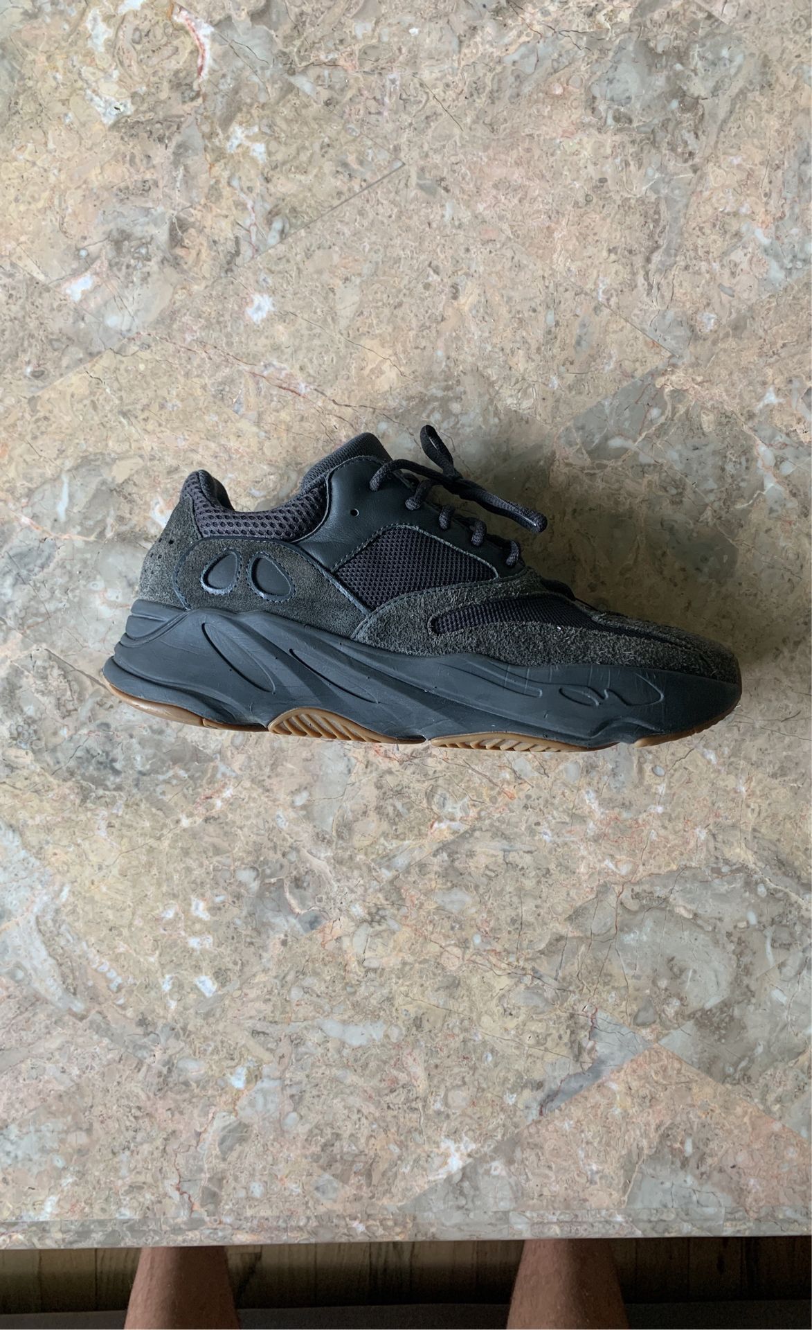 Yeezy 700 Utility Black (used good condition no box)