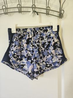 Nike Shorts Women Running Athletic Floral Geometric Blue Purple Runing Shorts