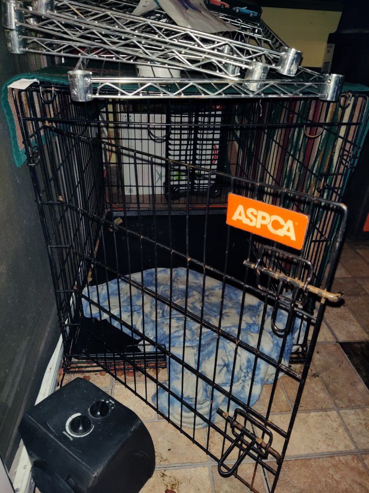 ASPCA Large Dog Crate Kennel Latching