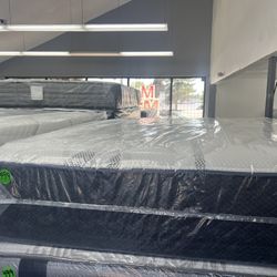NEW QUEEN SIZE CORSICANA MATTRESS & BOX SPRING BED SET
