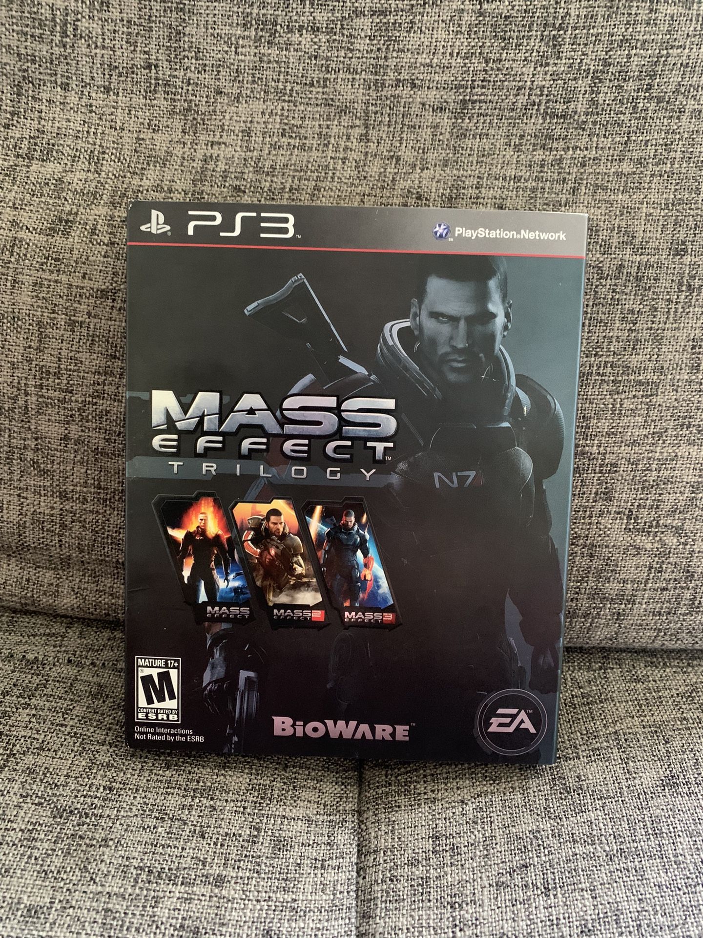 Mass Effect Trilogy (Sony PlayStation 3, 2012)