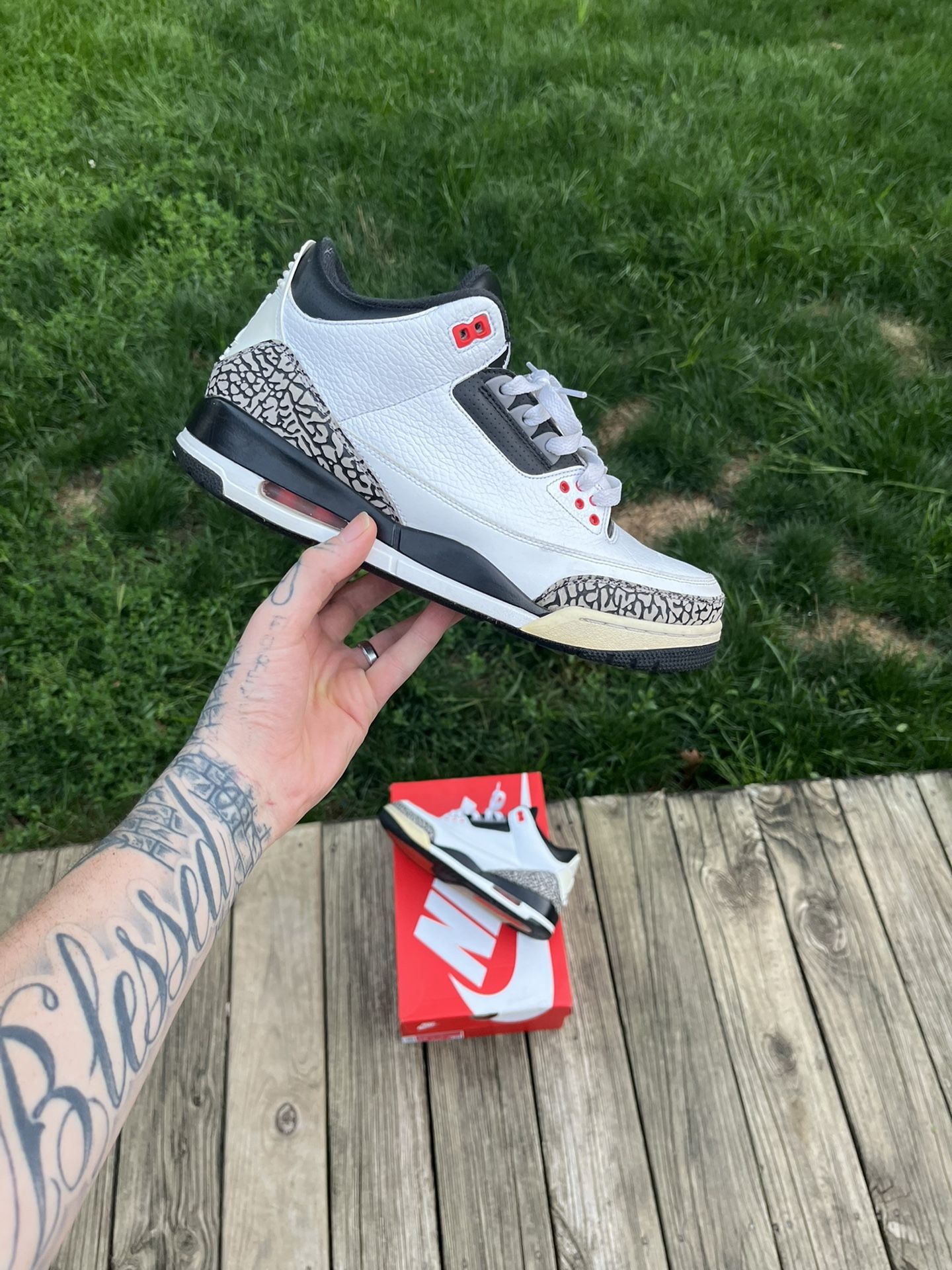 Nike Air Jordan Retro 3 Infrared 23