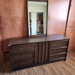 Bedroom Dresser 