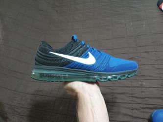 Nike Air Max 2017 mens 11 Running Shoes Sneakers