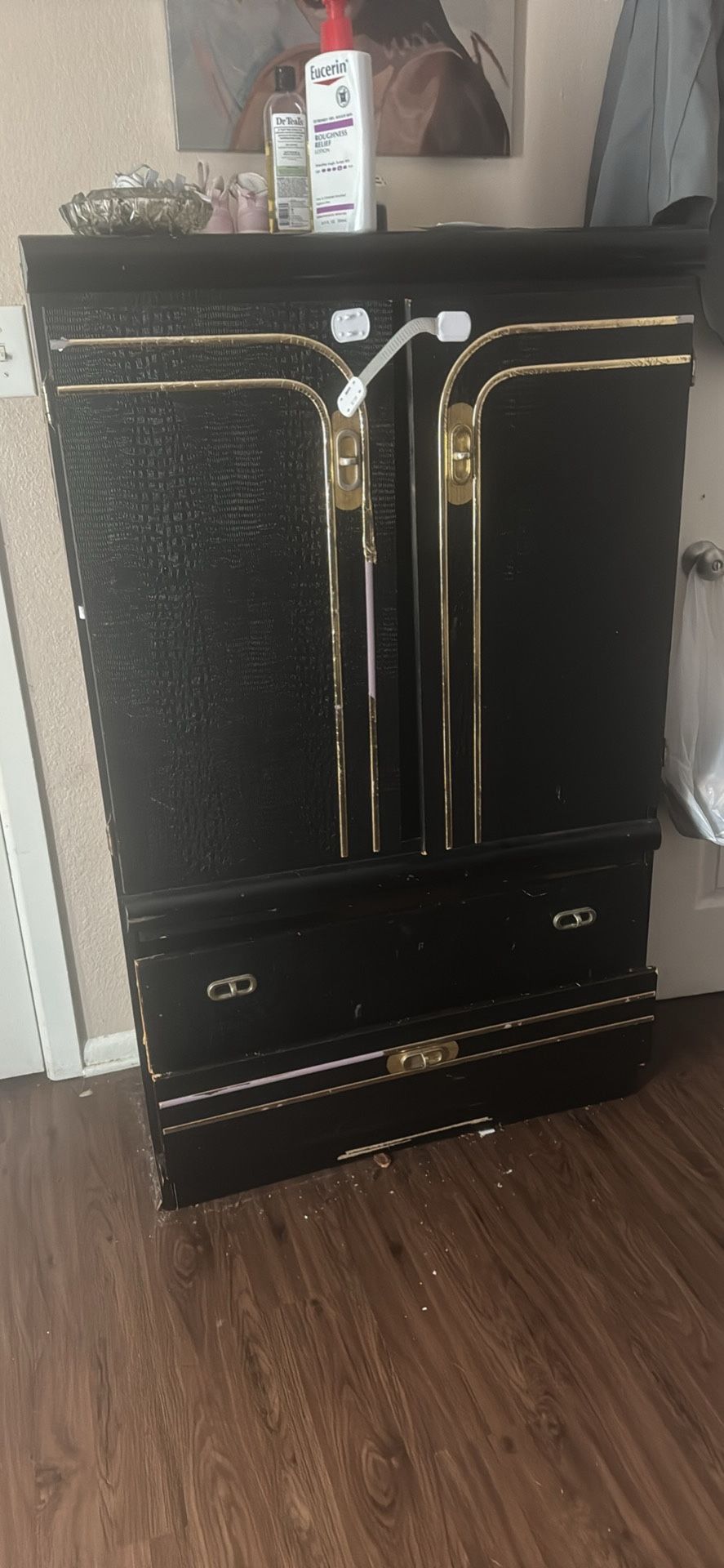 Dressers