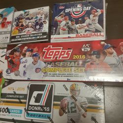Baseball, NFL And Hockey Cards/stickers