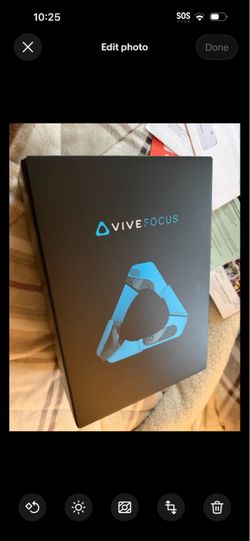HTC Vive Focus VR Headset Box