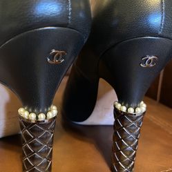 Chanel Classic Heels New Size 9