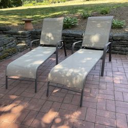 Patio Lounge Chairs - Set of 2