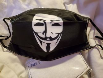 New La Casa de Papel Money Heist adult mask and 2 filters