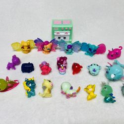 Hatchimals Mixed Toy Lot Colorful Mini Toys Hatchimal + Small Toy Lot  Wild Wing