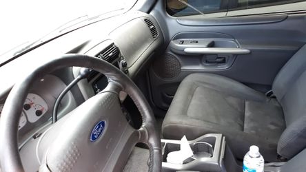 2002 Ford Explorer Sport