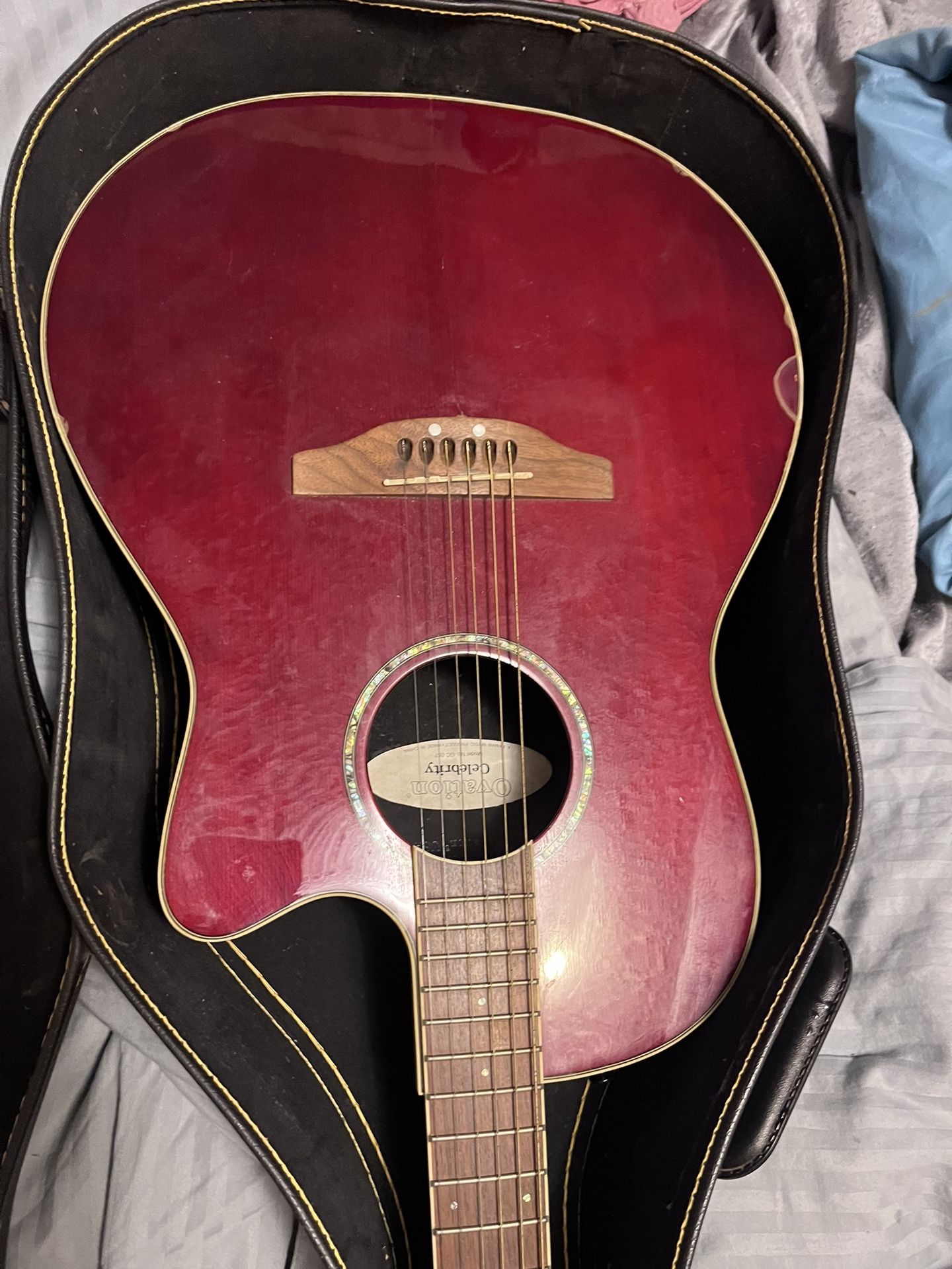 Ovation Celebrity Guitar