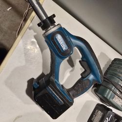 Makita Concrete Vibrator