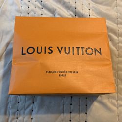 LOUIS VUITTON Shopping Bag