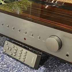 Integrated Amplifier, Peachtree Audio NOVA 300 