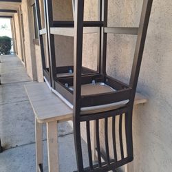 Kitchen Table & Chairs