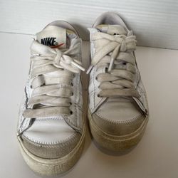 Nike Blazer Women Sneaker 6.5 Used