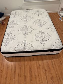 Queen Mattress for Sale – Good Used Condition