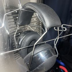 Noise Canceling Rechargeable Headphones 