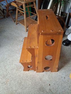 Folding Step Ladder