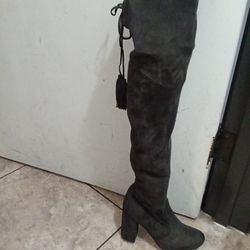 Dark brown Suede Boots