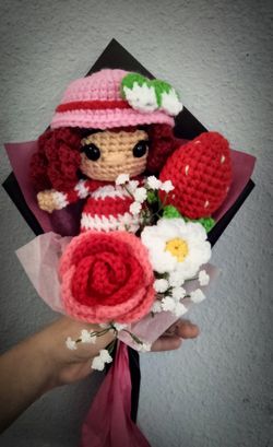 Strawberry 🍓 Character 🍰 Bouquet 💐