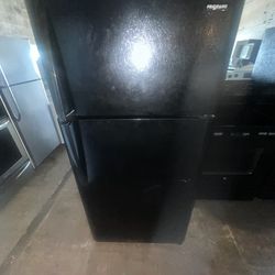 Frigidaire Black Top And Bottom Refrigerator 