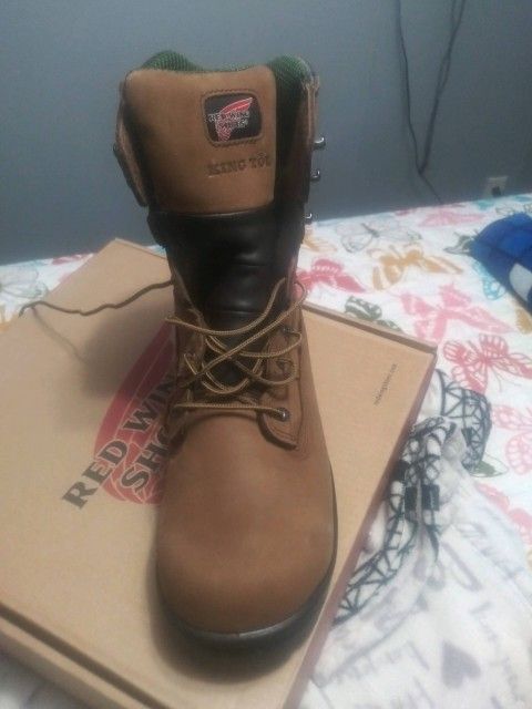 Red wing Boots 11